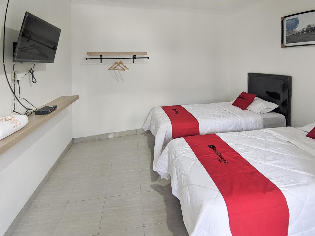 Reddoorz Syariah Near Jalan Caman Raya Bekasi Hotel Eksteriør billede